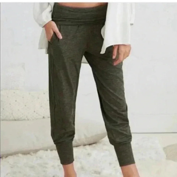 🆕Offline by Aerie Green Black Spacedye High Waist Fold Over Jogger Size … - Picture 1 of 3
